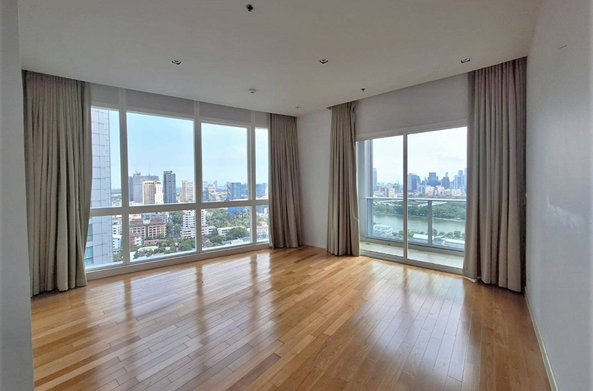 Condominium in Sukhumvit : Millennium Residence 